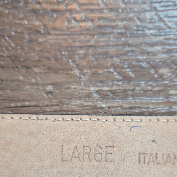 Ellen Tracy Black Italian Sueded Calf Skin Belt With Gold Buckle Women's Large - Picture 3 of 9